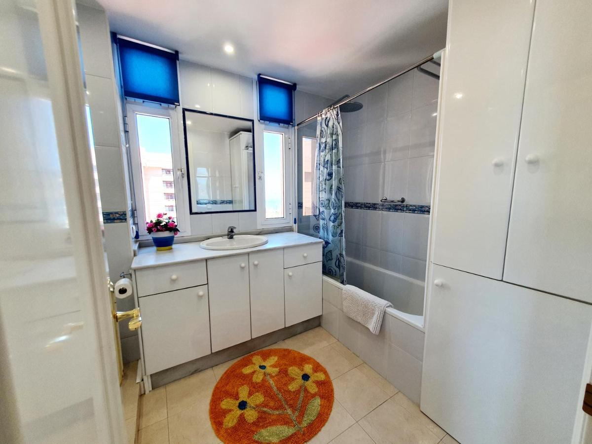 Marina Tower Apartment Fuengirola Exterior photo